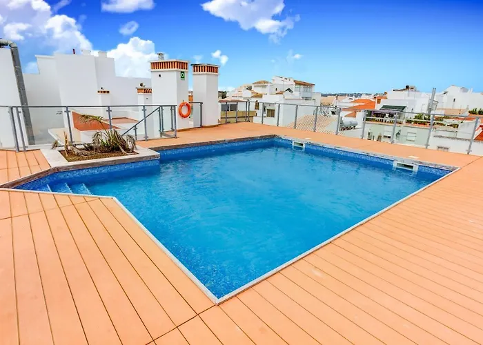 Rooftop Pool Two Bedroom Apartment In Alvor
