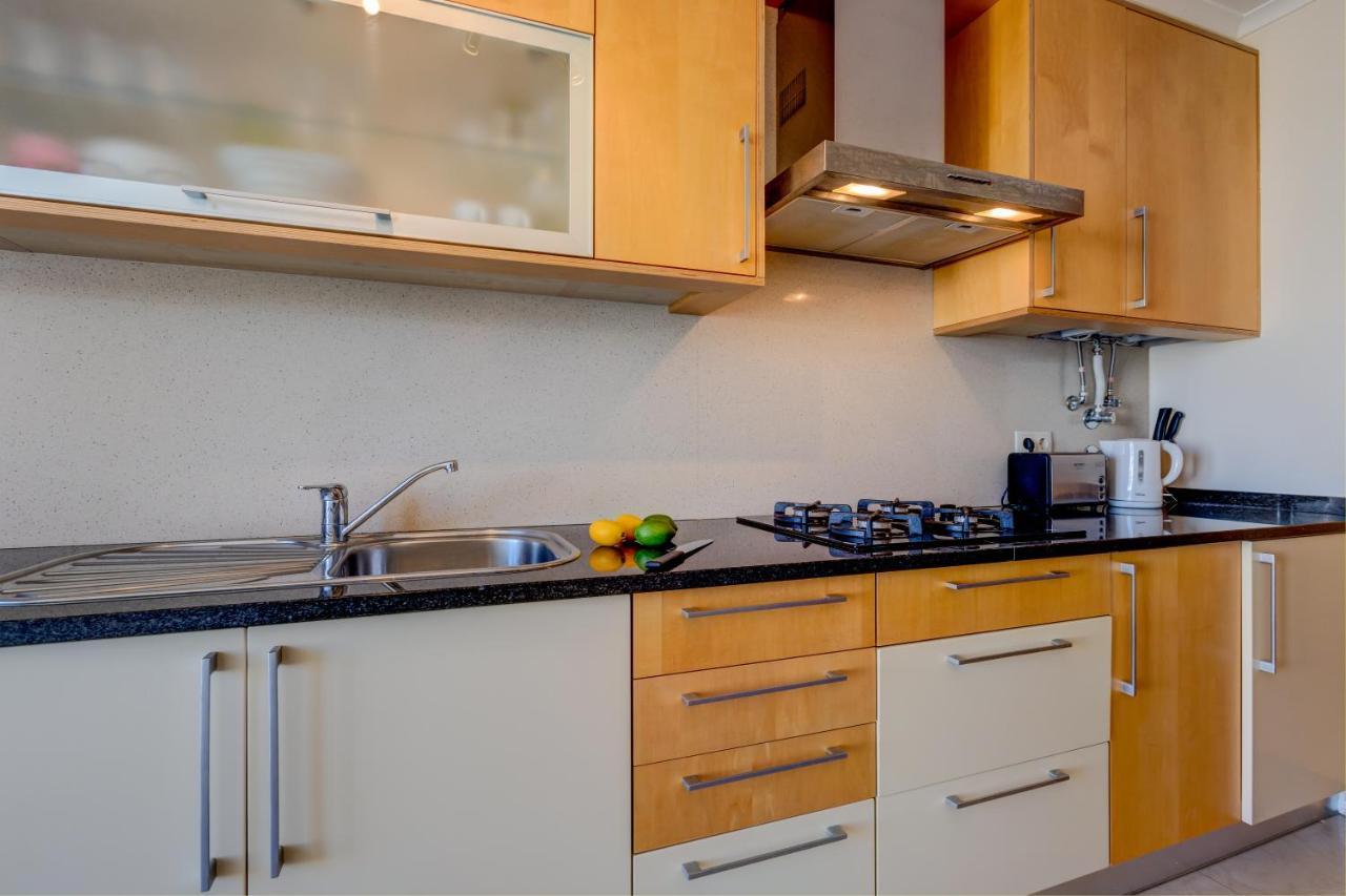 Rooftop Pool Two Bedroom In Apartment Alvor